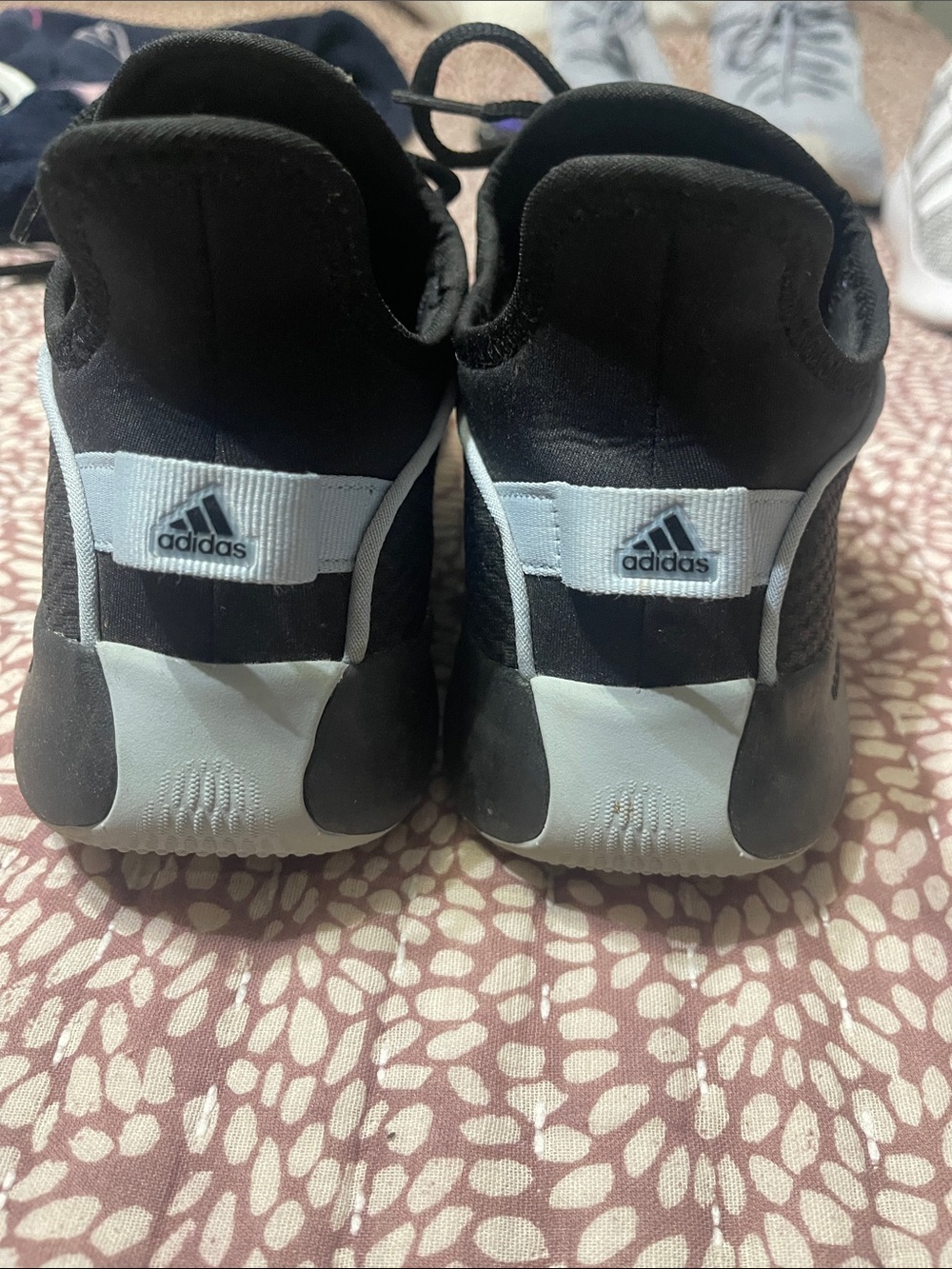 Adidas - Picture 2 of 4